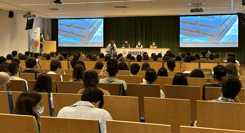 Acto de bienvenida residentes IMIBIC